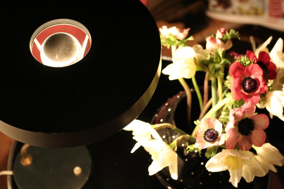Vintage lamp, table and vase with anenomes