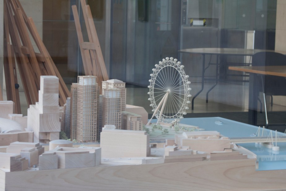 London Eye model