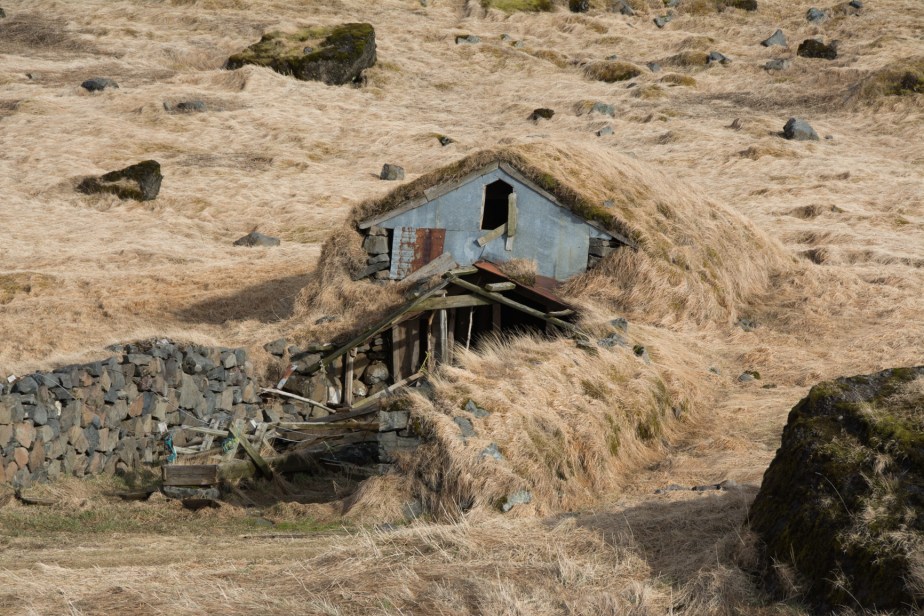 iceland shelter
